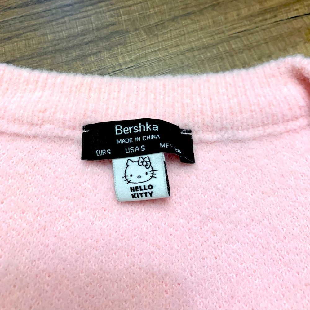 Berksha hello kitty cardigan